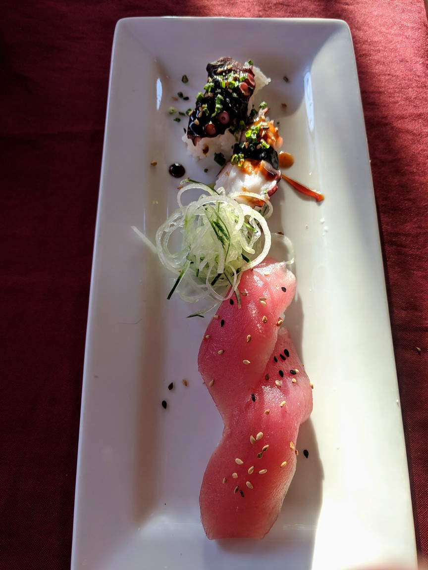 Octopus and tuna nigiri, simple and excellent.