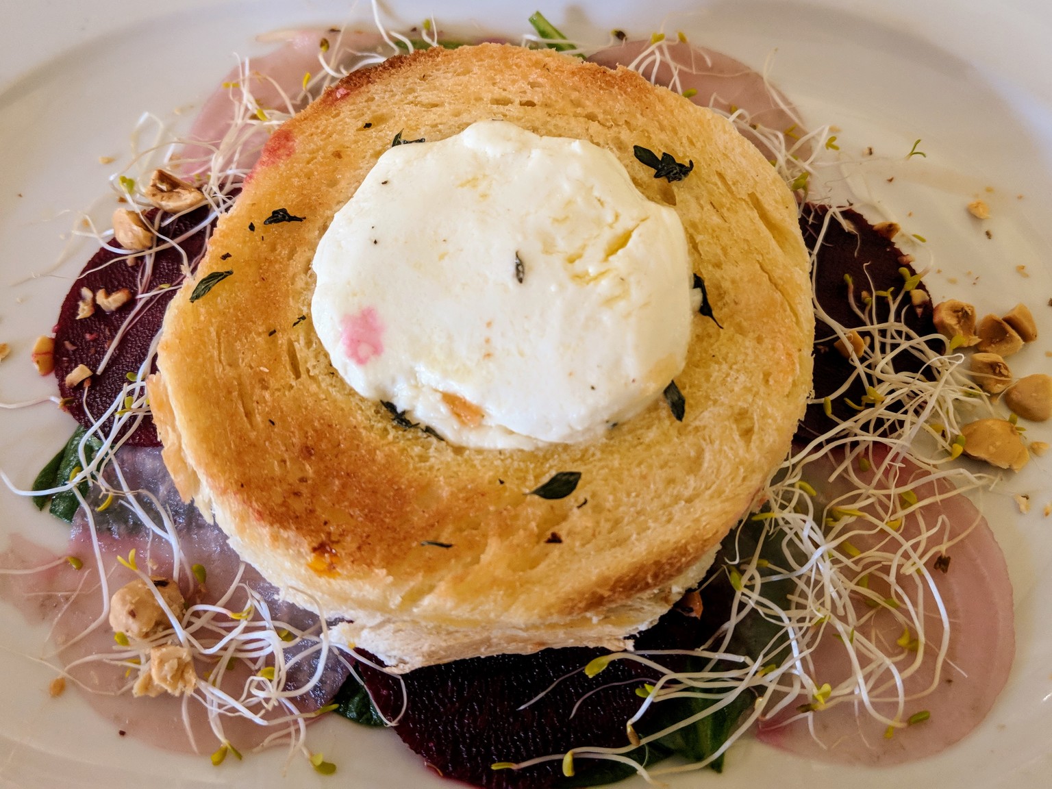 Beet and goat cheese salad