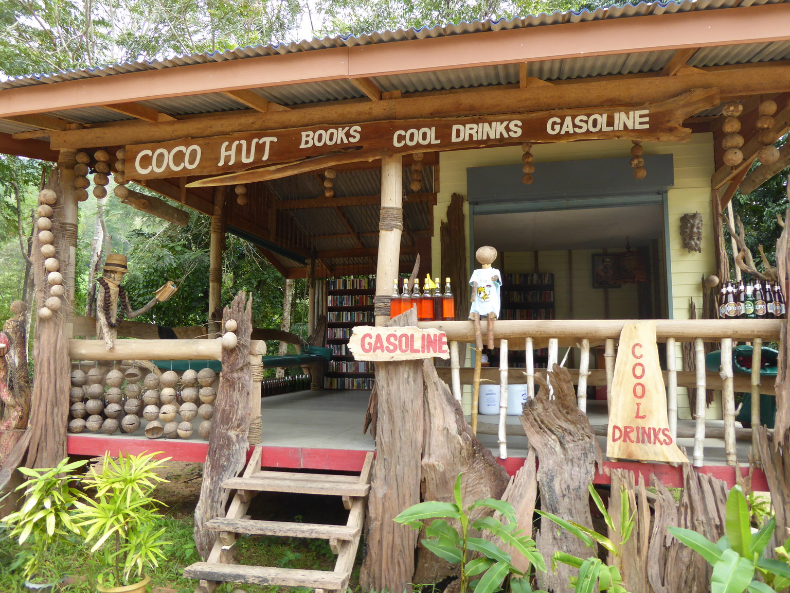 This was the first stop on my day trip around the island with my new friend Mark. A bookstore in the middle of the jungle, with English and Swedish books for sale!